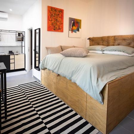 Calefati Up Apartment Bari Bagian luar foto