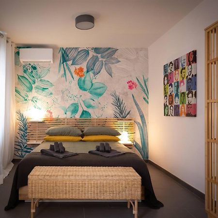 Calefati Up Apartment Bari Bagian luar foto