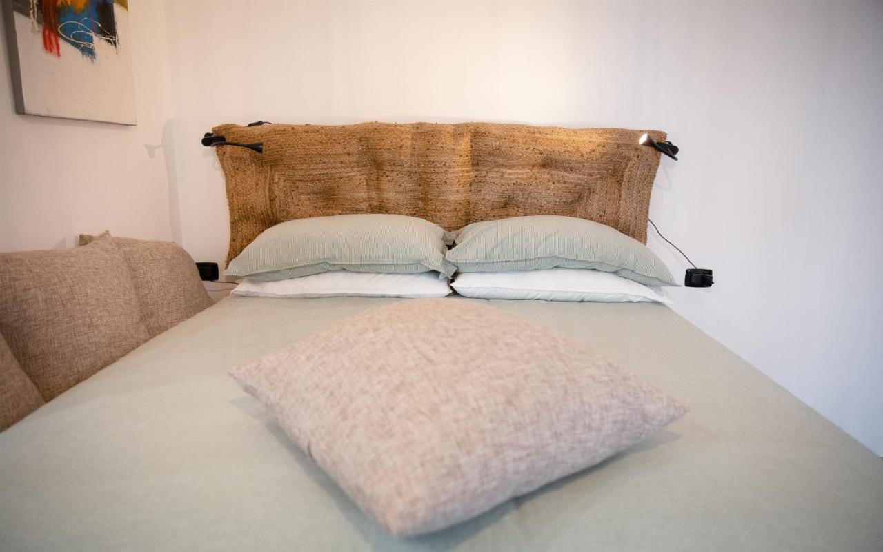 Calefati Up Apartment Bari Bagian luar foto
