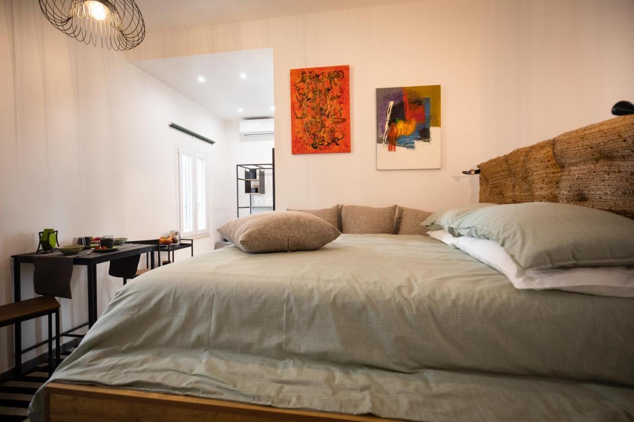 Calefati Up Apartment Bari Bagian luar foto