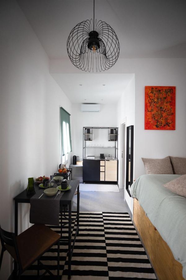 Calefati Up Apartment Bari Bagian luar foto